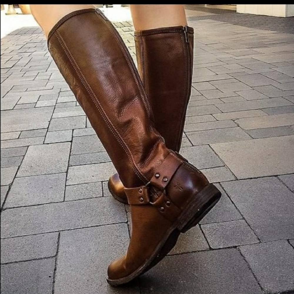 - Frye phillip brown leather boots